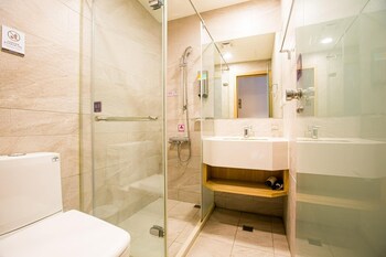 taichung easylazy inn