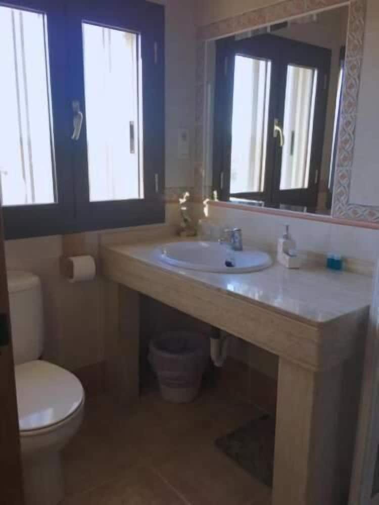 hostal catedritos ibricos a 5 km 154