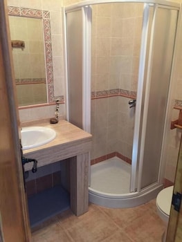 hostal catedritos ibricos a 5 km 154