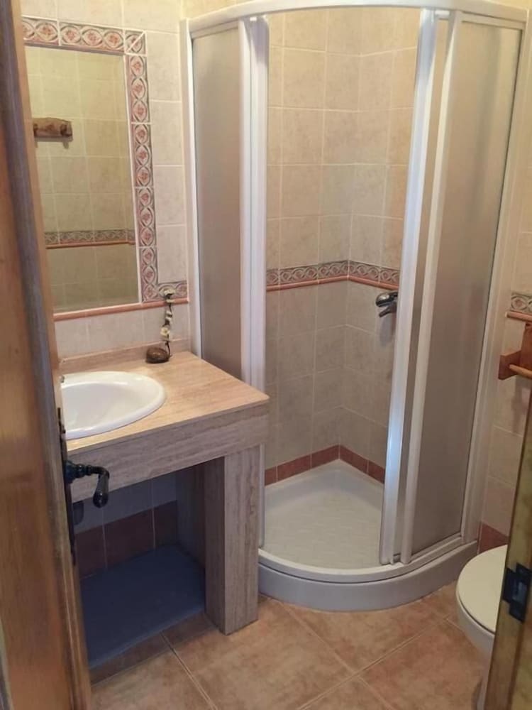 hostal catedritos ibricos a 5 km 154