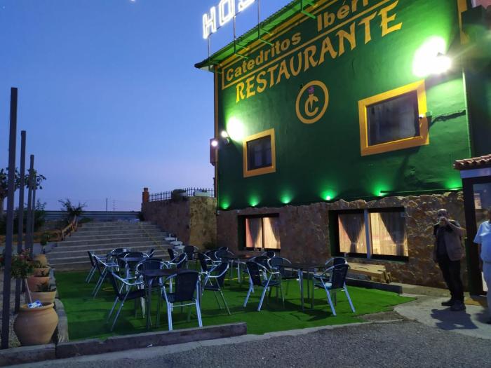 hostal catedritos ibricos a 5 km 154