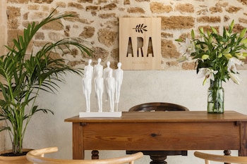 ara alcudia adults only