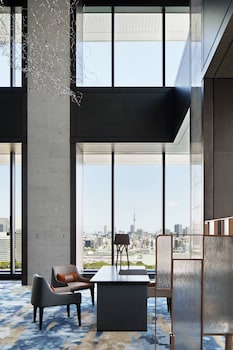 mesm tokyo autograph collection