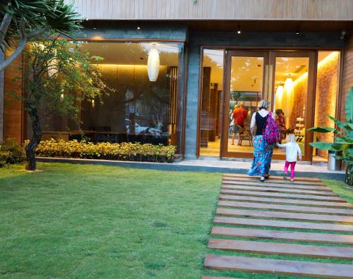 k house vs apartment