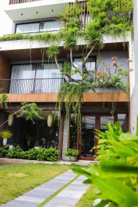 k house vs apartment