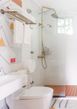 oasis boutique house