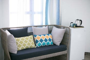 oasis boutique house