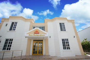 oasis boutique house