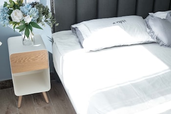 oasis boutique house