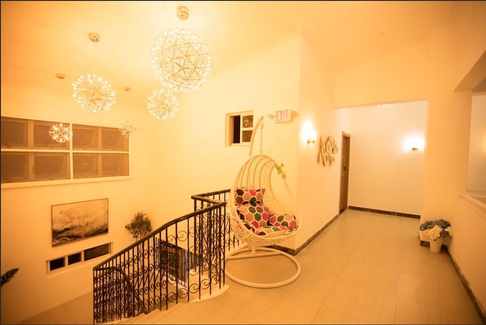 oasis boutique house