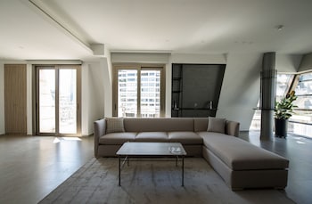 zur studios and suites