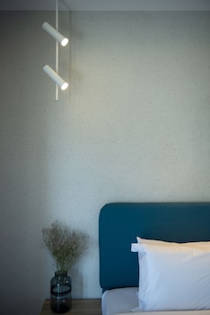 zur studios and suites