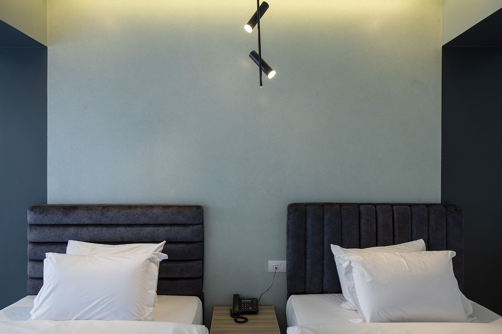 zur studios and suites