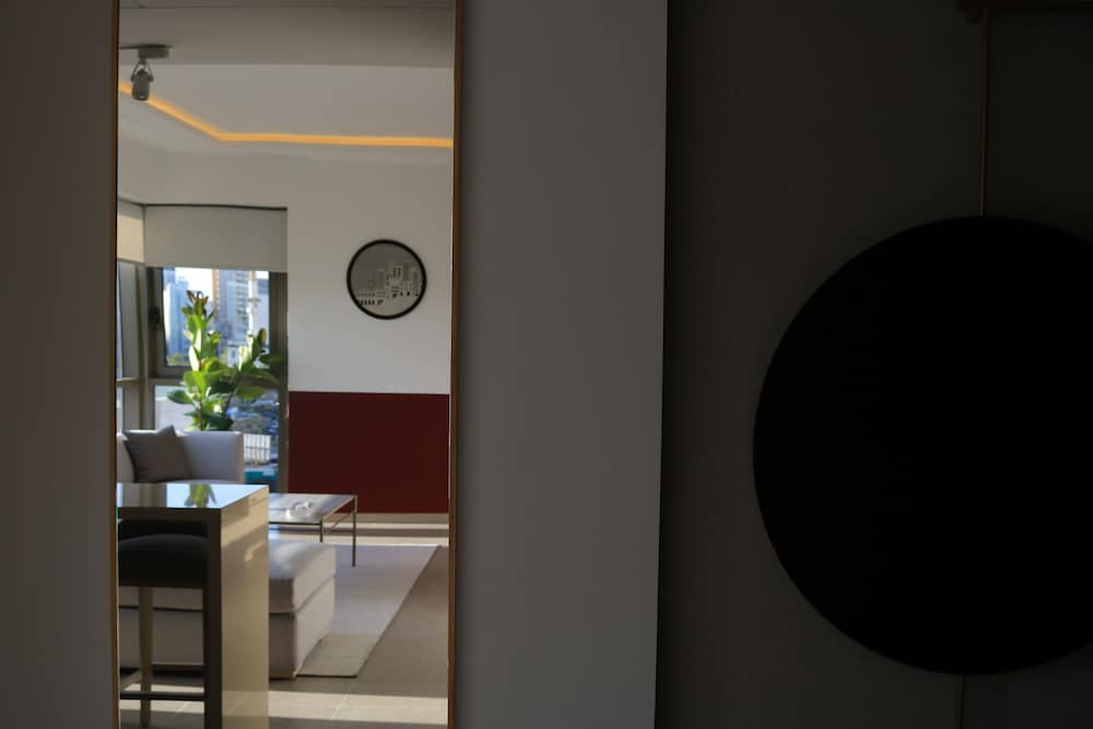 zur studios and suites