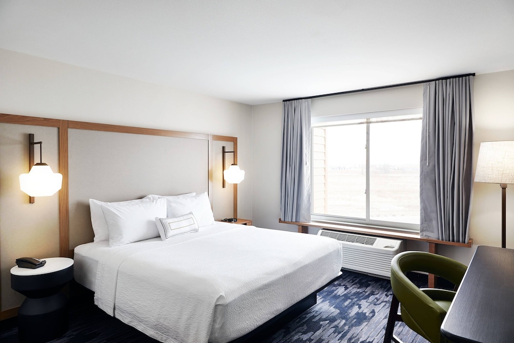 fairfield inn and suites by marriott sheboygan