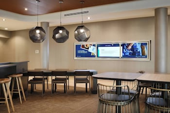 springhill suites by marriott dallas dfw airport south centreport