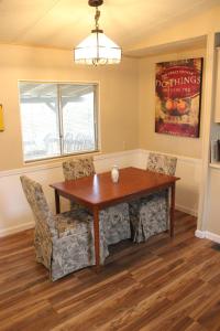 St. Anna's House,1502 Elwood Road Squaw Valley California,3 star