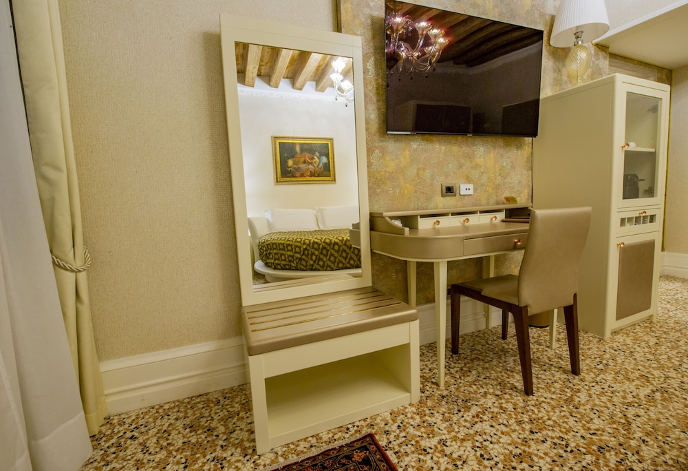 ego boutique hotel the silk road