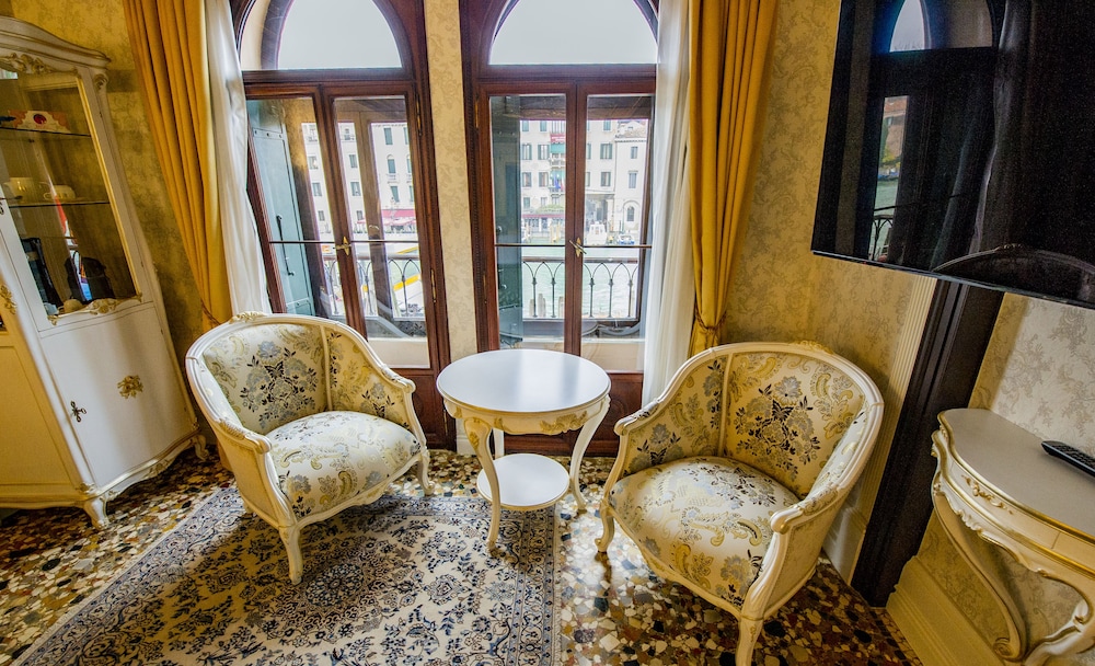 ego boutique hotel the silk road