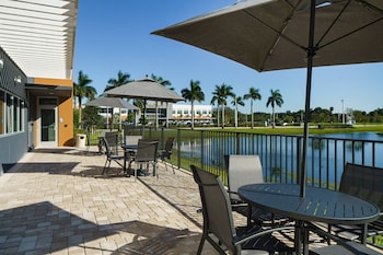 fairfield by marriott inn and suites deerfield beach boca raton