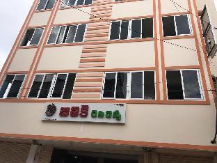 i roomz gvk residency