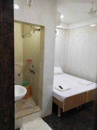 i roomz gvk residency