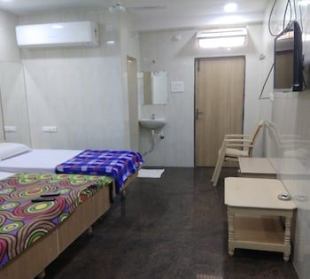 i roomz gvk residency