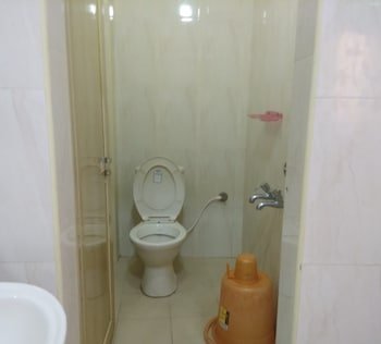 I-Roomz Gvk Residency,Ramesh Reddy Nagar,2 star