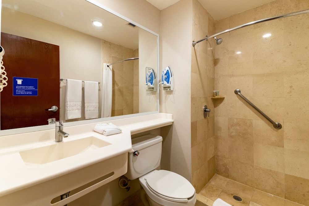 city express by marriott cancun