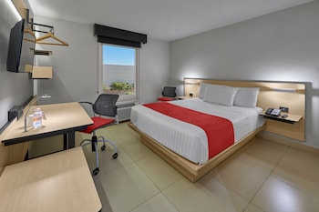 city express by marriott cancun