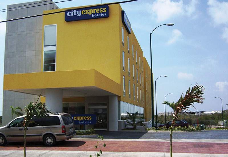 City Express By Marriott Cancun,Downtown Cancun>>Cancun,3 star