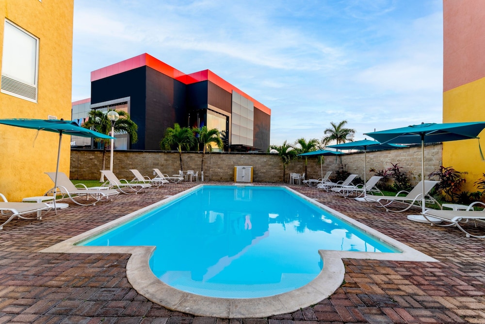 city express by marriott cancun