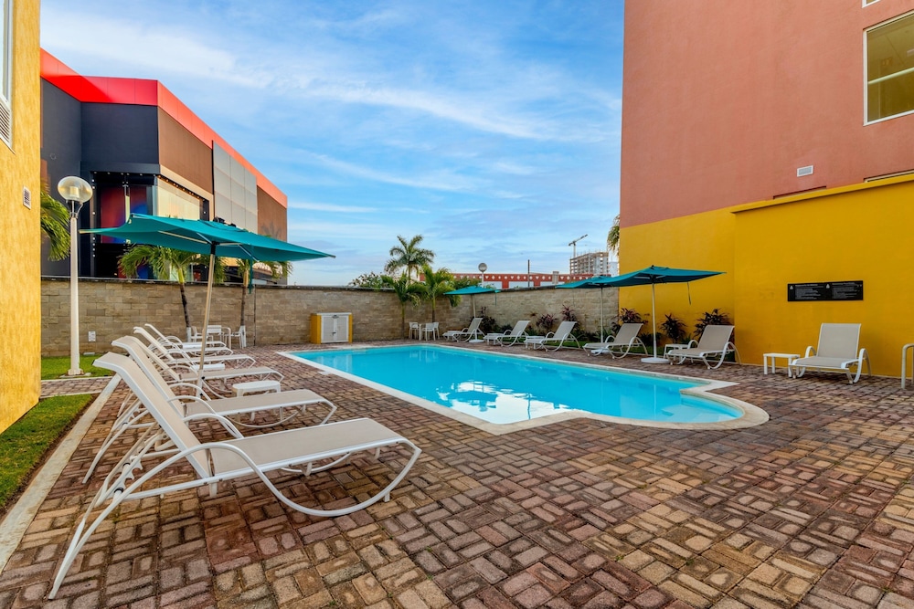 city express by marriott cancun