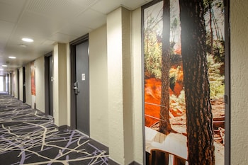 mercure cavaillon hotel