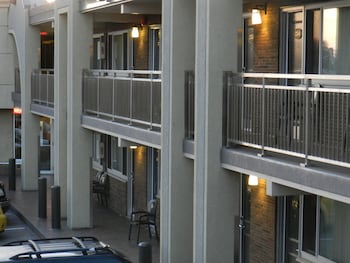 Capri Inn,Niagara Falls>>Niagara,2 star