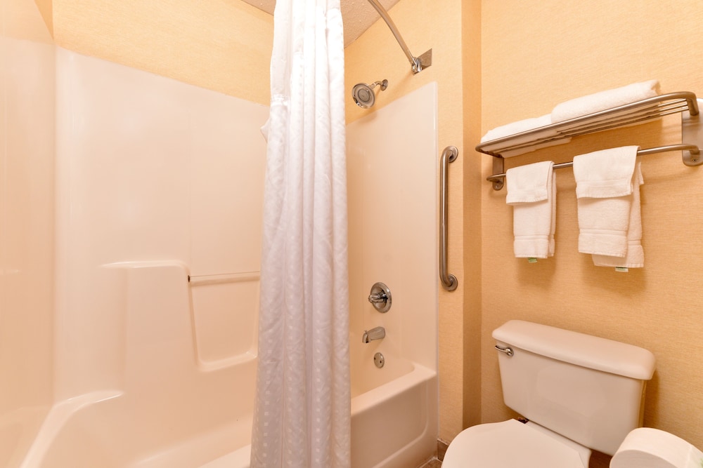 holiday inn express and suites st marys by ihg