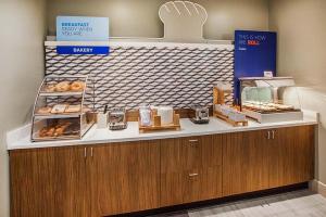 holiday inn express and suites st marys by ihg