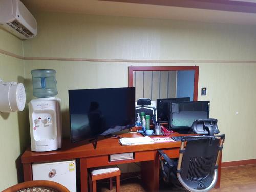 plus motel