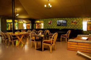 Distinction Gardens,Along The Siaya-Kisumu Road Siaya County Near Karapul Primary School Siaya 40600,0 star