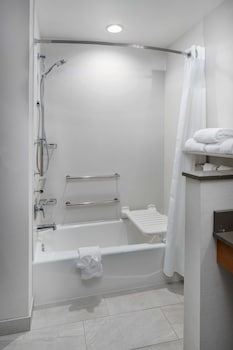 fairfield inn and suites by marriott morganton historic downtown