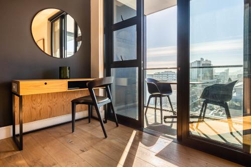 latitude aparthotel by totalstay