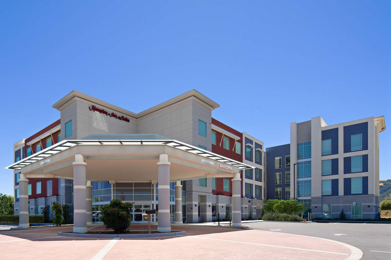hampton inn and suites gilroy
