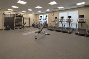 hampton inn and suites gilroy