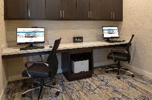 hampton inn and suites gilroy