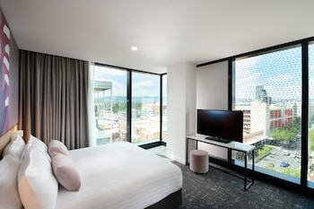 crowne plaza adelaide an ihg hotel