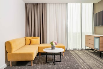 crowne plaza adelaide an ihg hotel