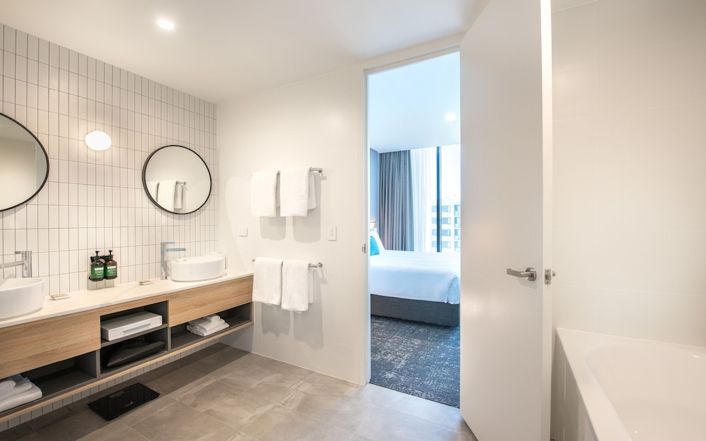 crowne plaza adelaide an ihg hotel
