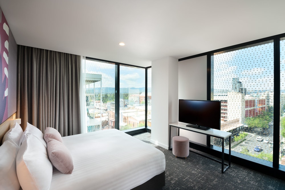 crowne plaza adelaide an ihg hotel
