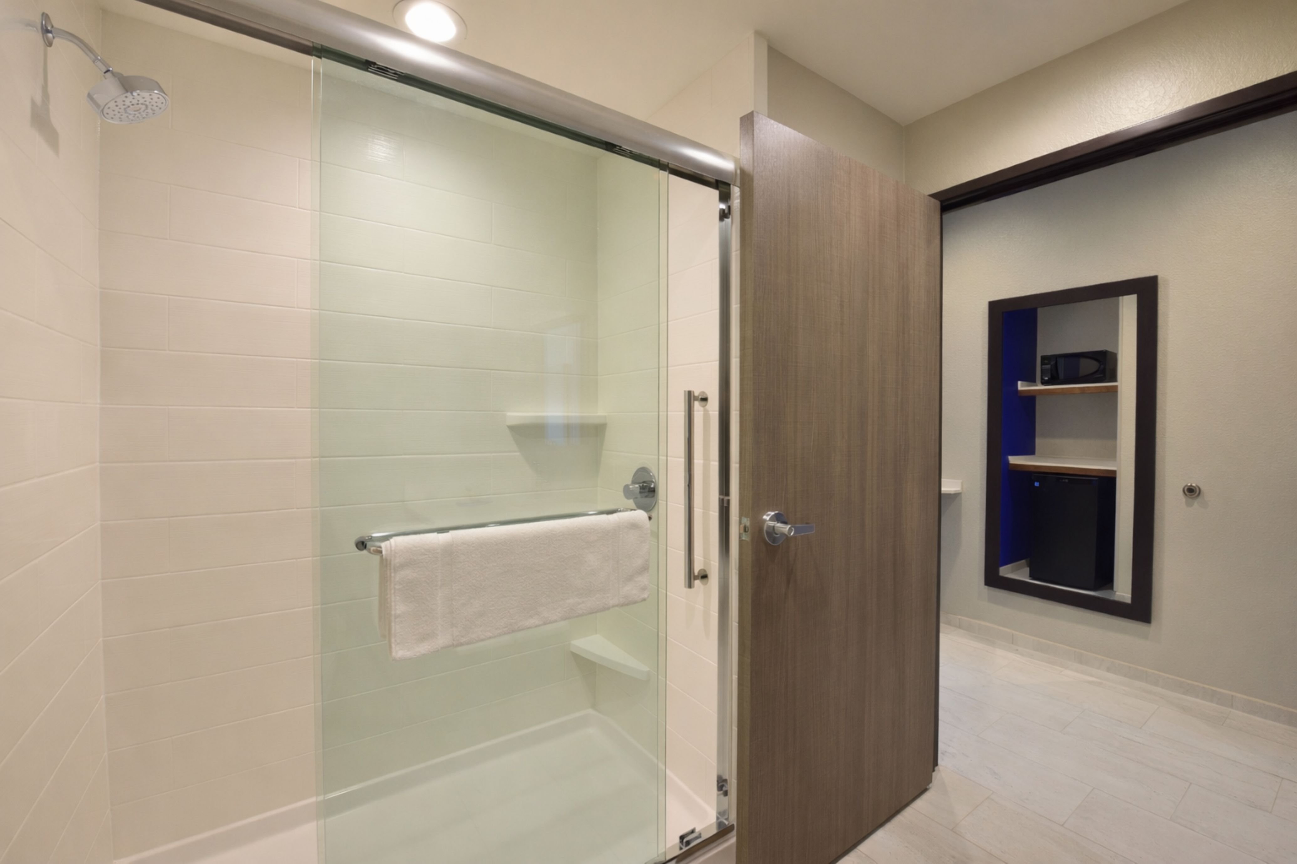 holiday inn express and suites woodlands area an ihg hotel
