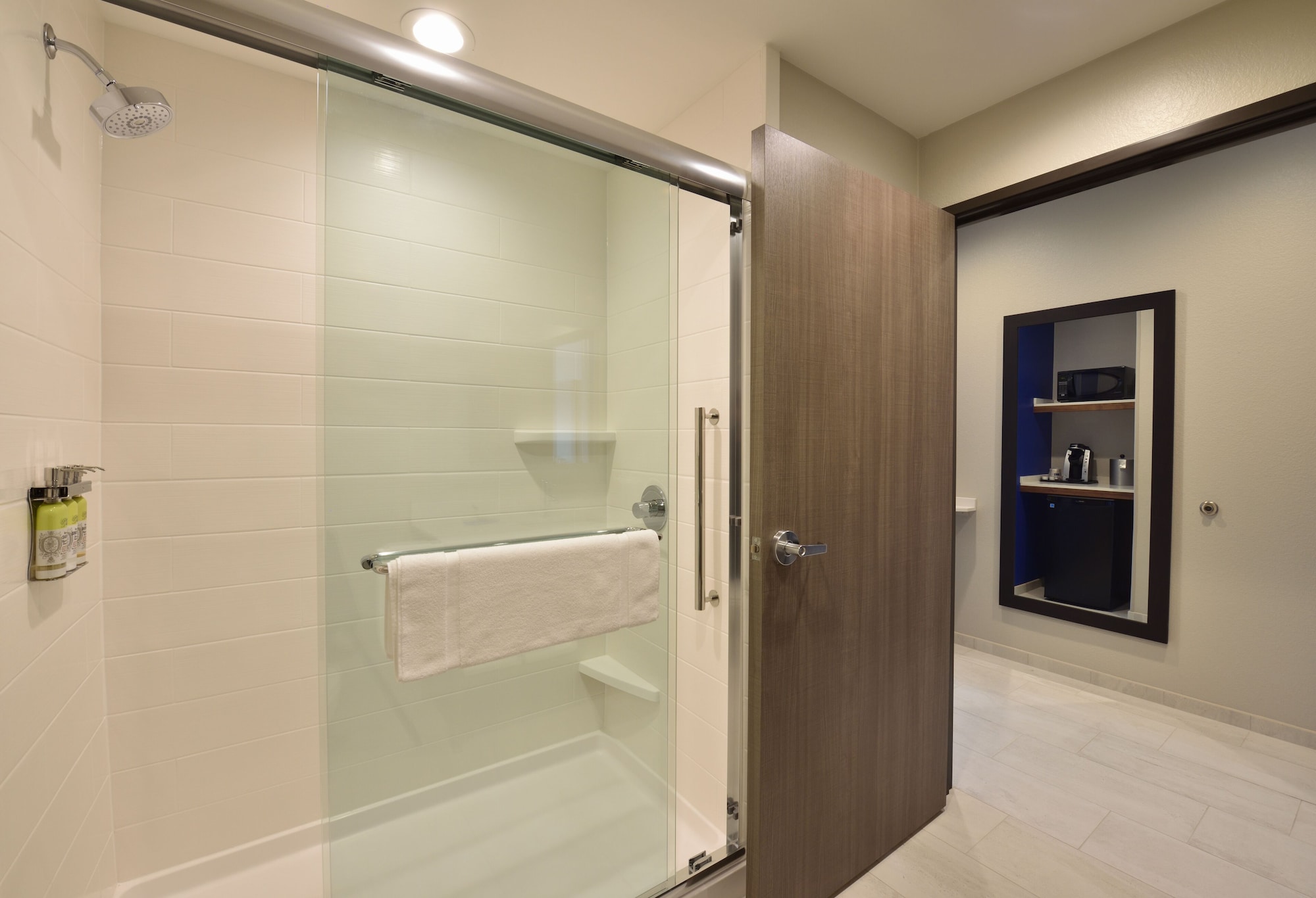 holiday inn express and suites woodlands area an ihg hotel